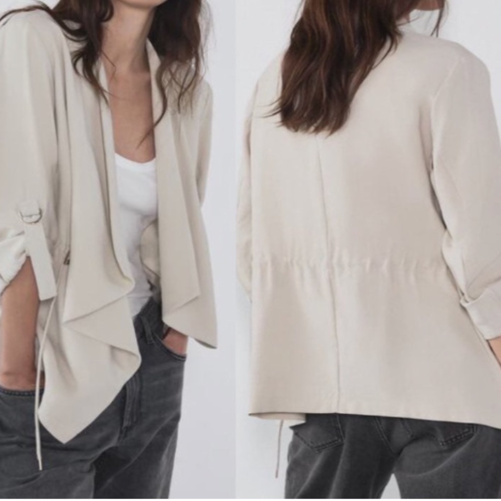 Open front ZARA Jacket - Color Beige. Size XS.